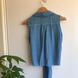 Tops - Sleeveless Blue Blouse Tops - Sleeveless Blue Blouse